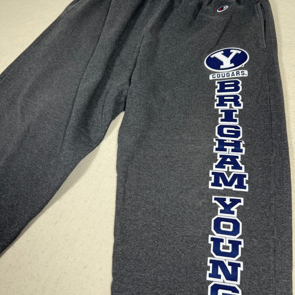 Champion BYU Cougars Sweatpants Men's XL Gray Eco Fleece Embroidered Patches